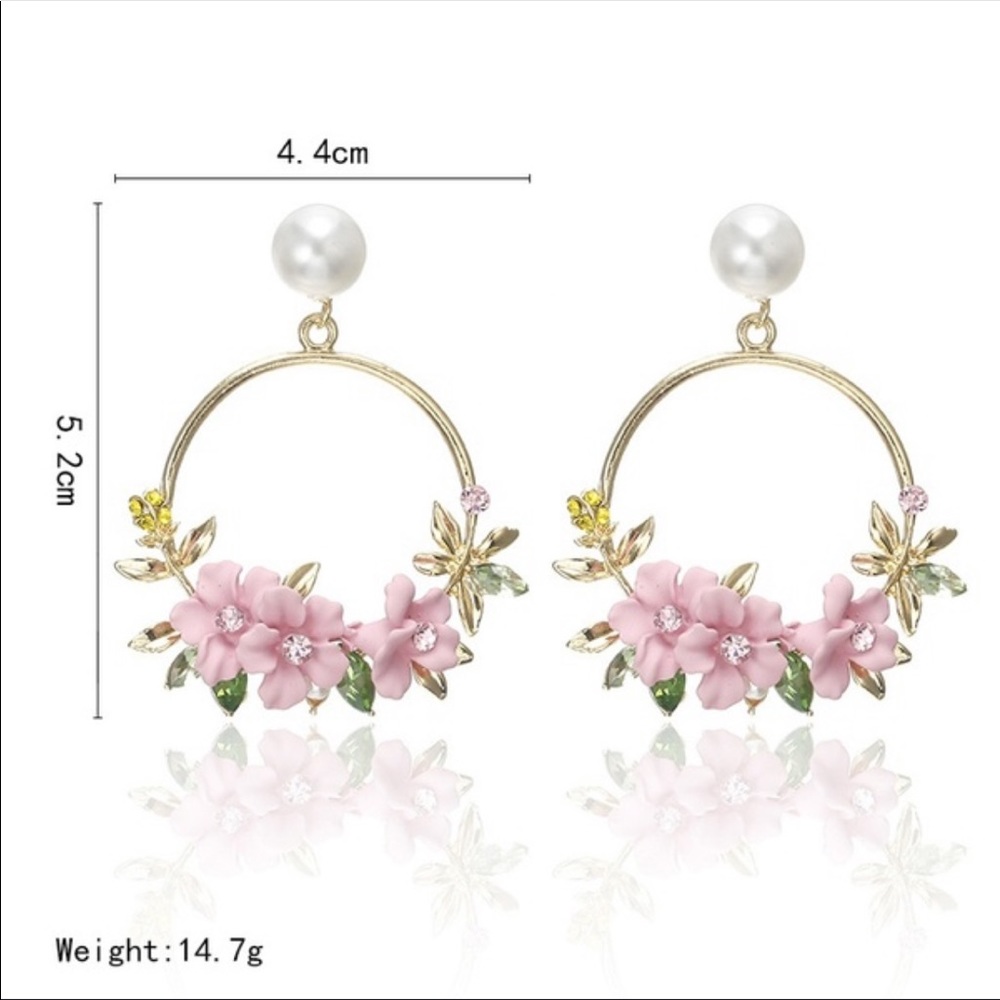Floral earrings - Picture 6 of 8